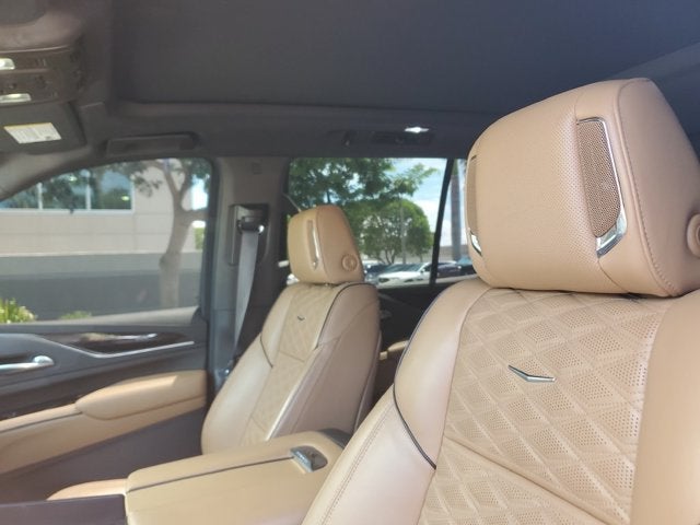 2021 Cadillac Escalade Sport