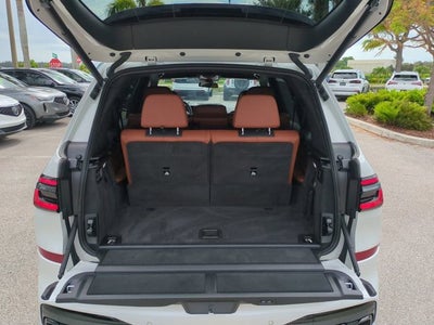 2026 BMW X7 M60i