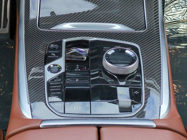 2026 BMW X7 M60i