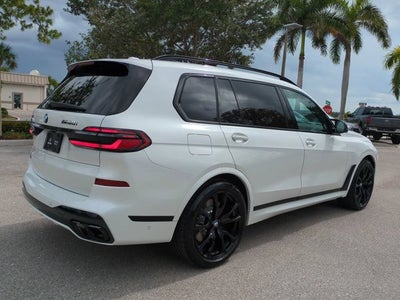 2026 BMW X7 M60i