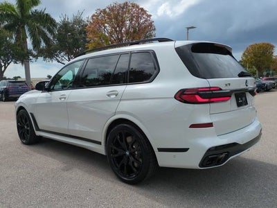 2026 BMW X7 M60i
