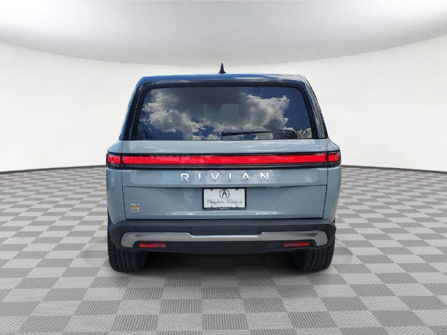 2023 Rivian R1S Adventure