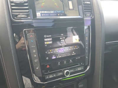 2021 INFINITI QX80 LUXE