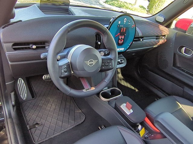 2025 MINI Hardtop 2 Door Iconic