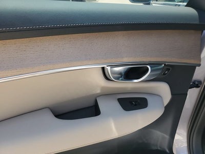 2026 Volvo XC90 Plus