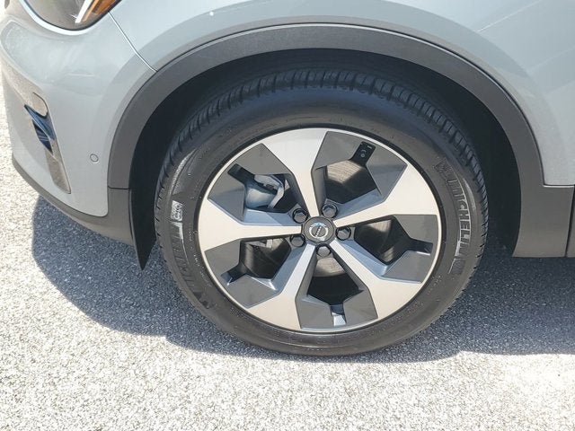 2026 Volvo XC40 Plus