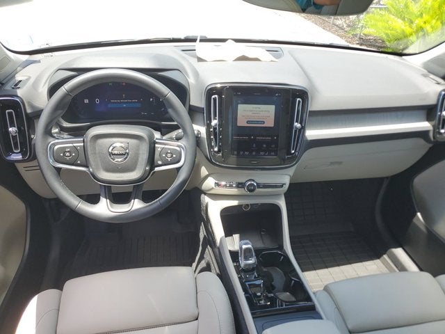 2026 Volvo XC40 Plus