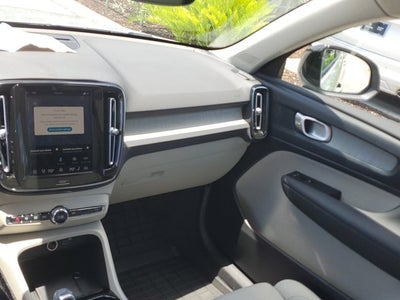 2026 Volvo XC40 Plus