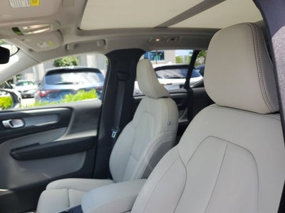 2026 Volvo XC40 Plus