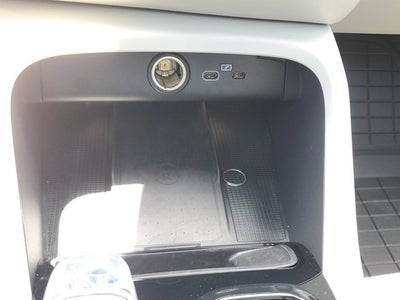 2026 Volvo XC40 Plus