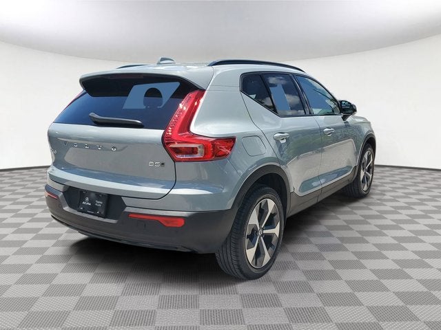 2026 Volvo XC40 Plus