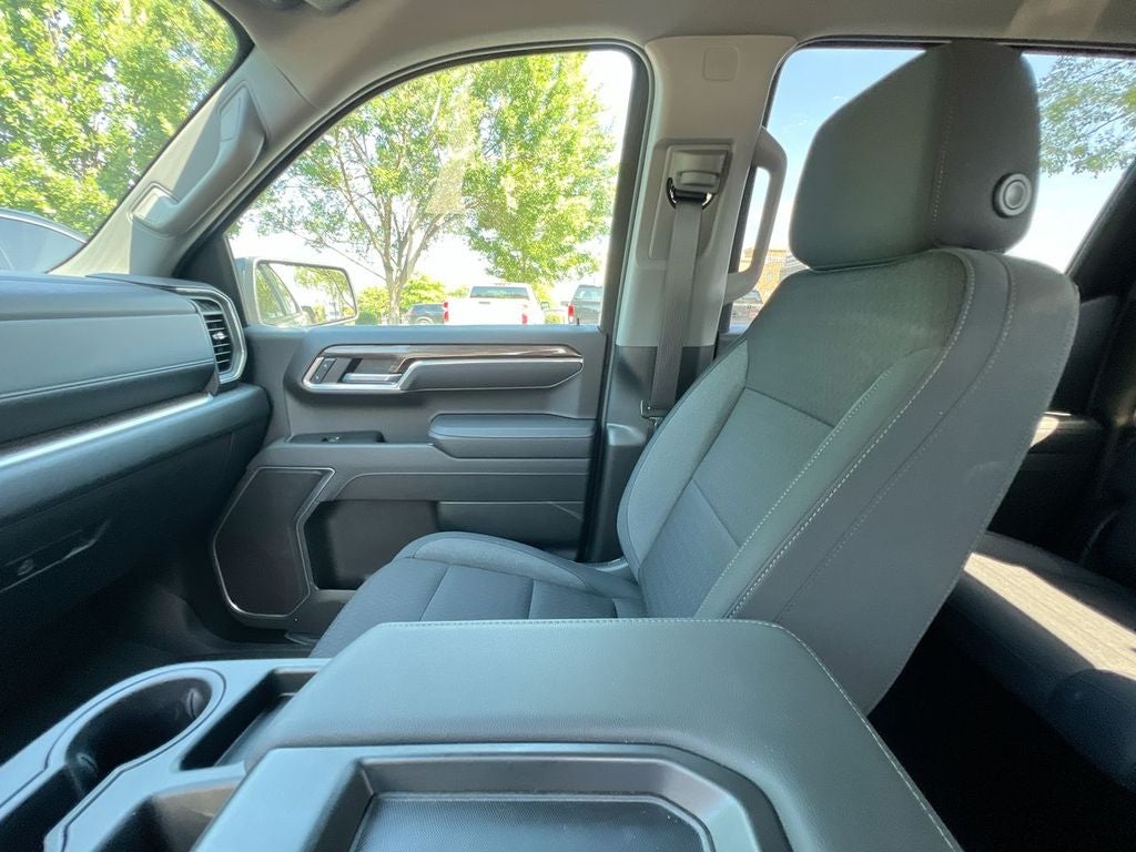 2026 Chevrolet Silverado RST