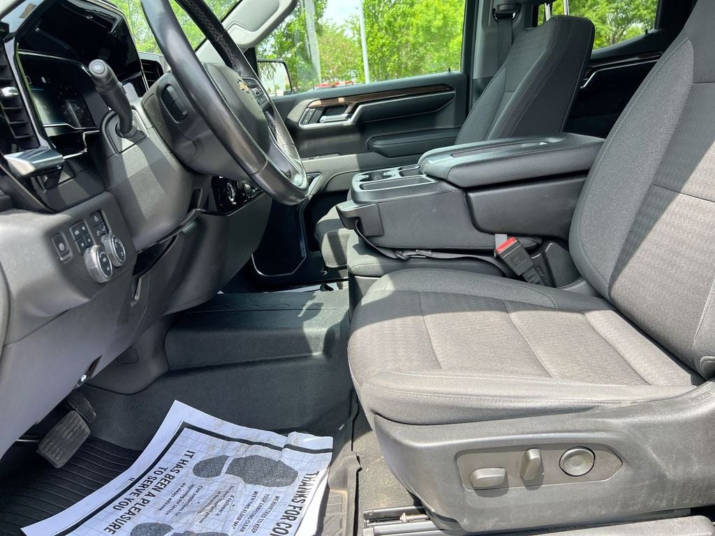 2022 Chevrolet Silverado LT