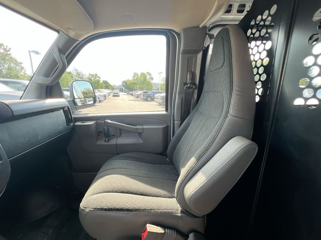 2025 Chevrolet Express Work Van