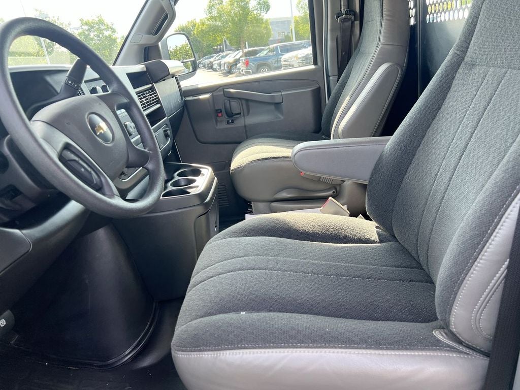 2025 Chevrolet Express Work Van
