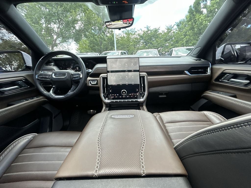 2025 GMC Yukon Denali Ultimate