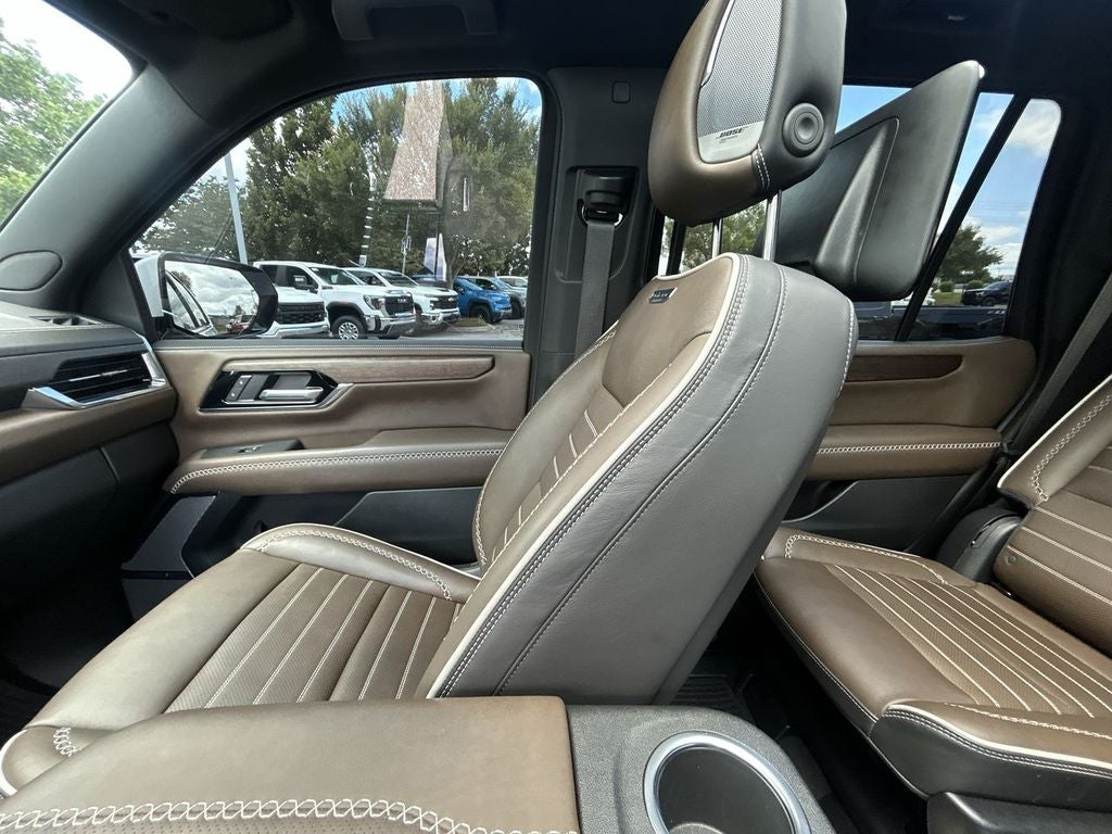 2025 GMC Yukon Denali Ultimate
