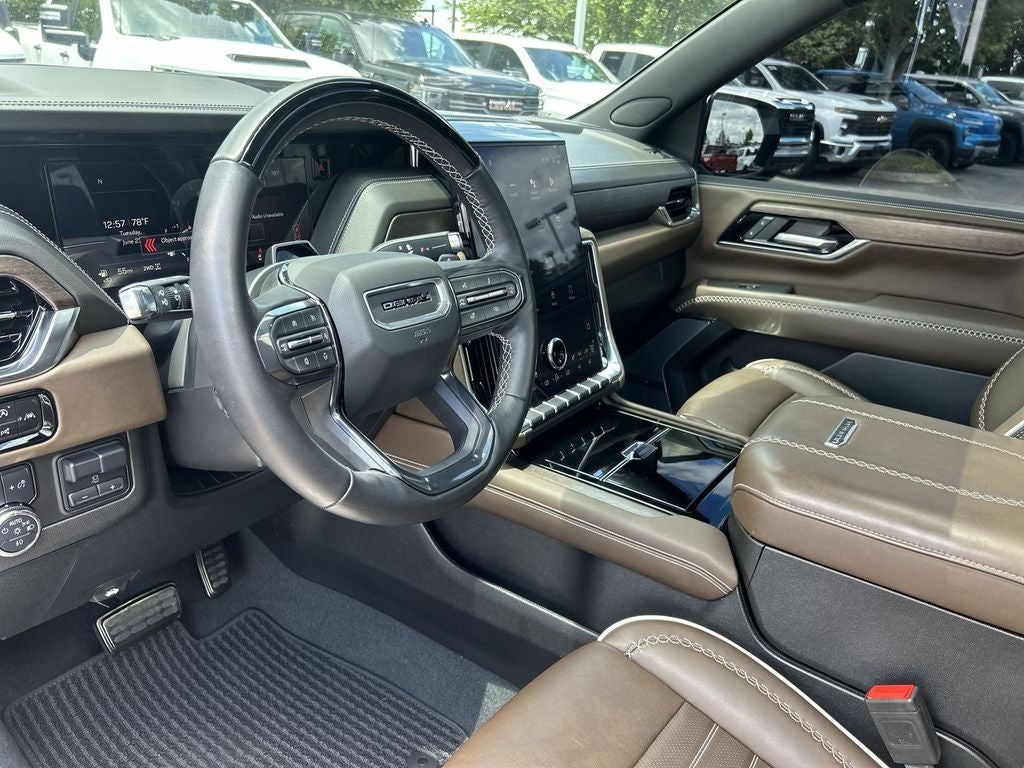 2025 GMC Yukon Denali Ultimate