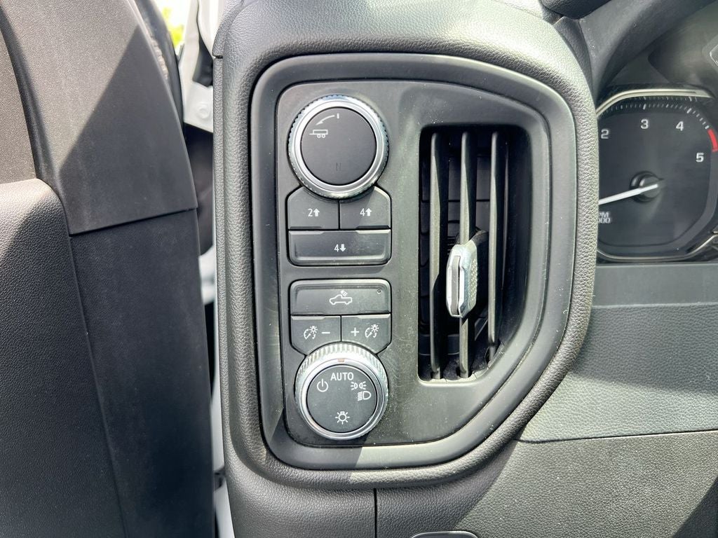 2022 GMC Sierra Pro
