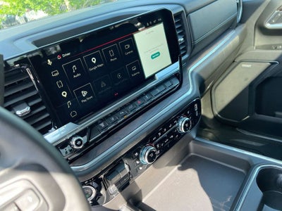 2025 GMC Sierra SLT