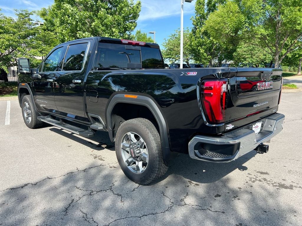 2025 GMC Sierra SLT