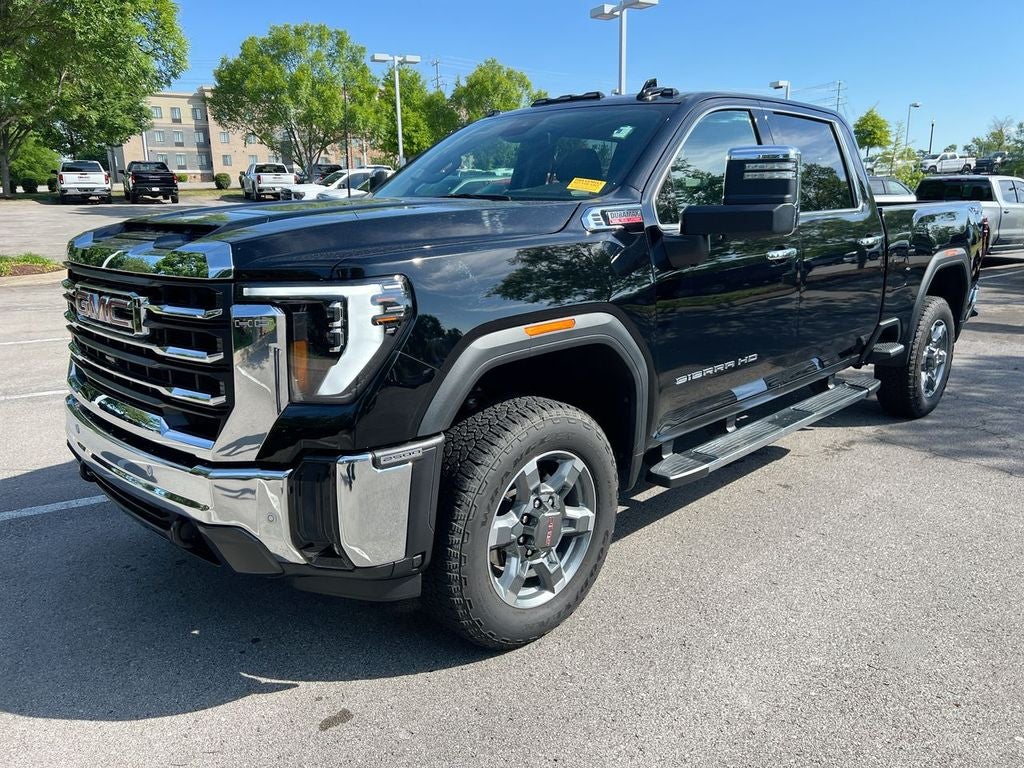 2025 GMC Sierra SLT