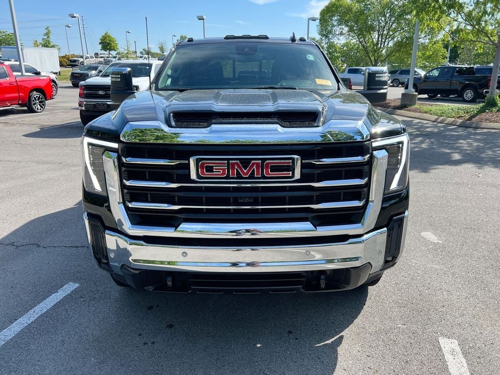 2025 GMC Sierra SLT