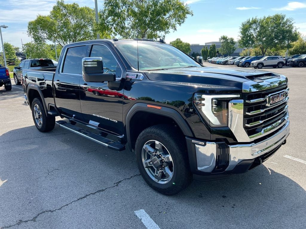 2025 GMC Sierra SLT