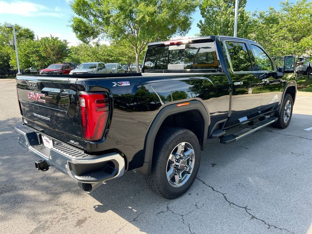 2025 GMC Sierra SLT