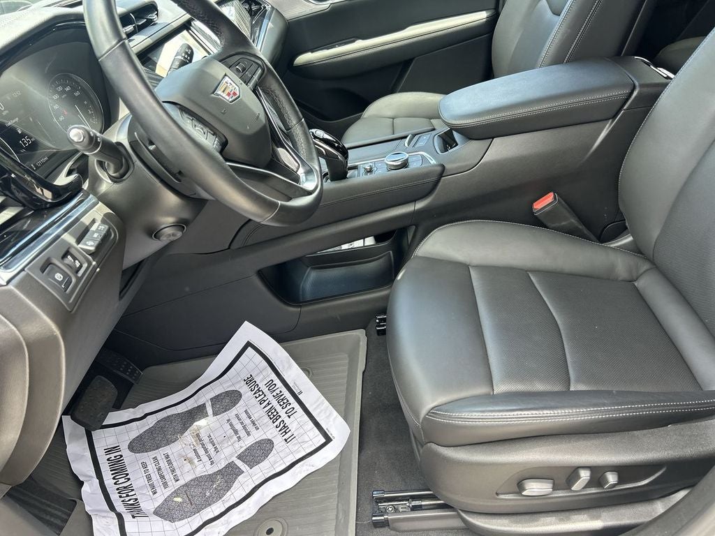 2023 Cadillac XT6 FWD Premium Luxury