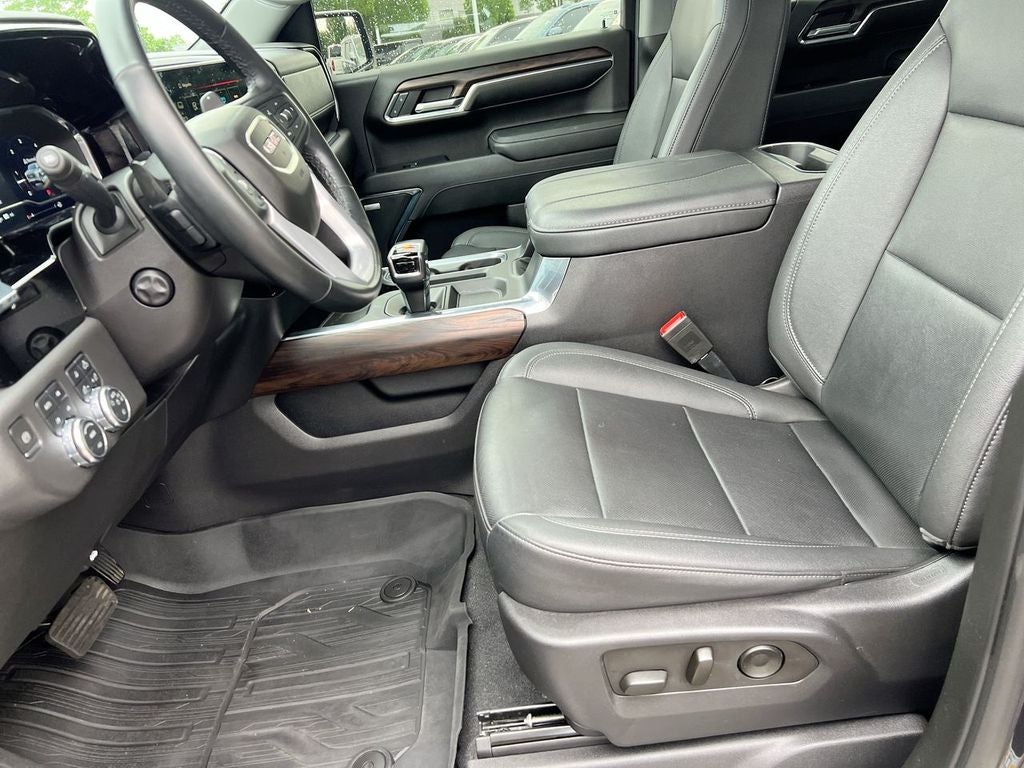 2023 GMC Sierra SLT