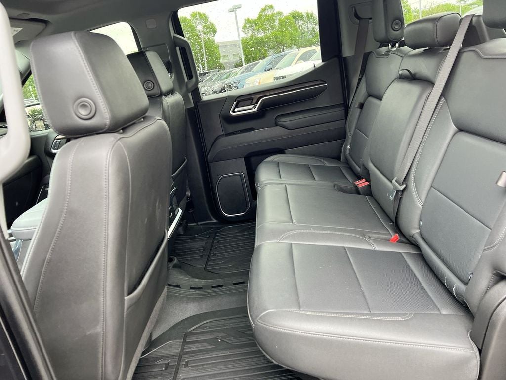 2023 GMC Sierra SLT
