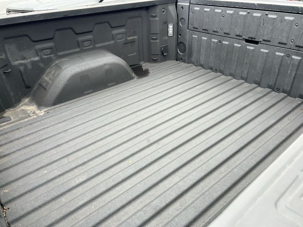2023 GMC Sierra SLT