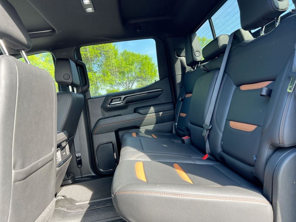 2024 GMC Sierra AT4