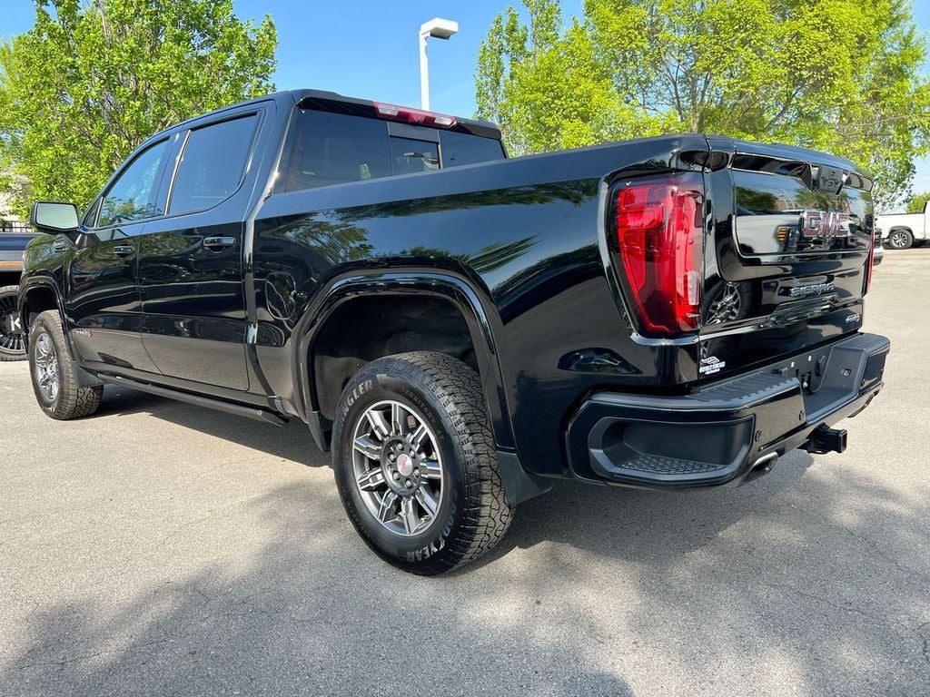 2024 GMC Sierra AT4