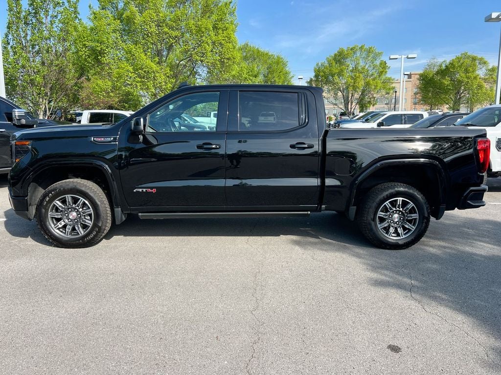 2024 GMC Sierra AT4