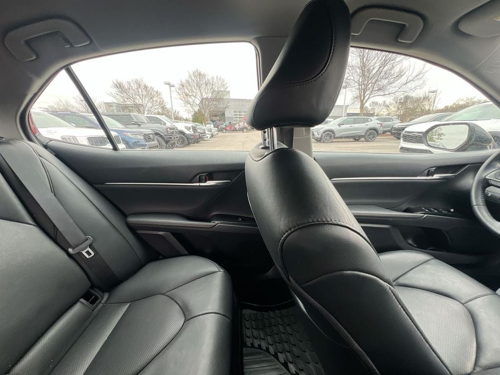 2020 Toyota Camry Hybrid Hybrid XLE