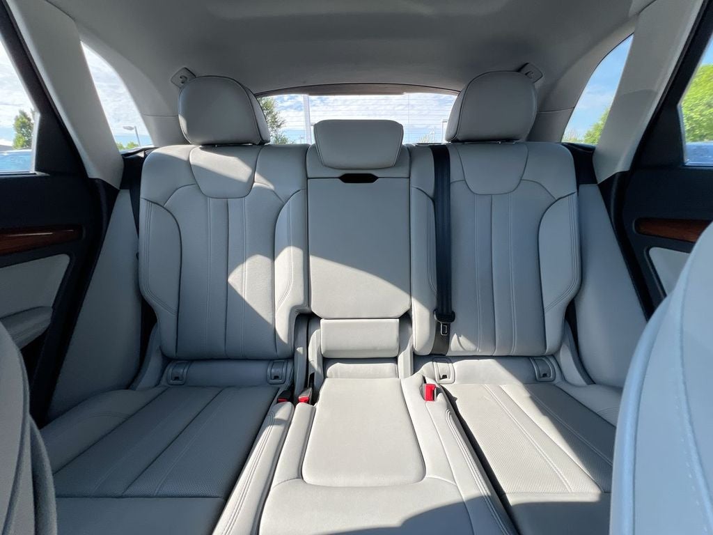 2022 Audi Q5 S line Prestige