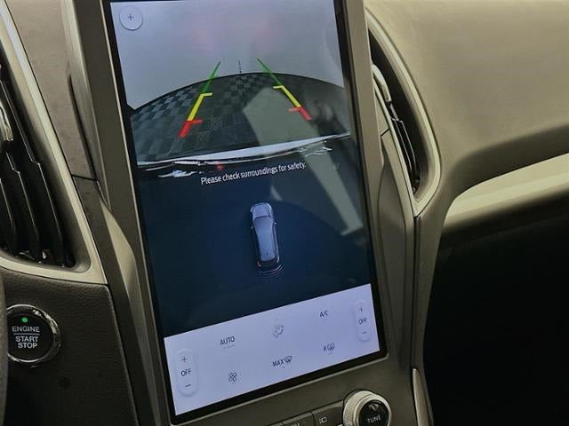 2022 Ford Edge SE AWD