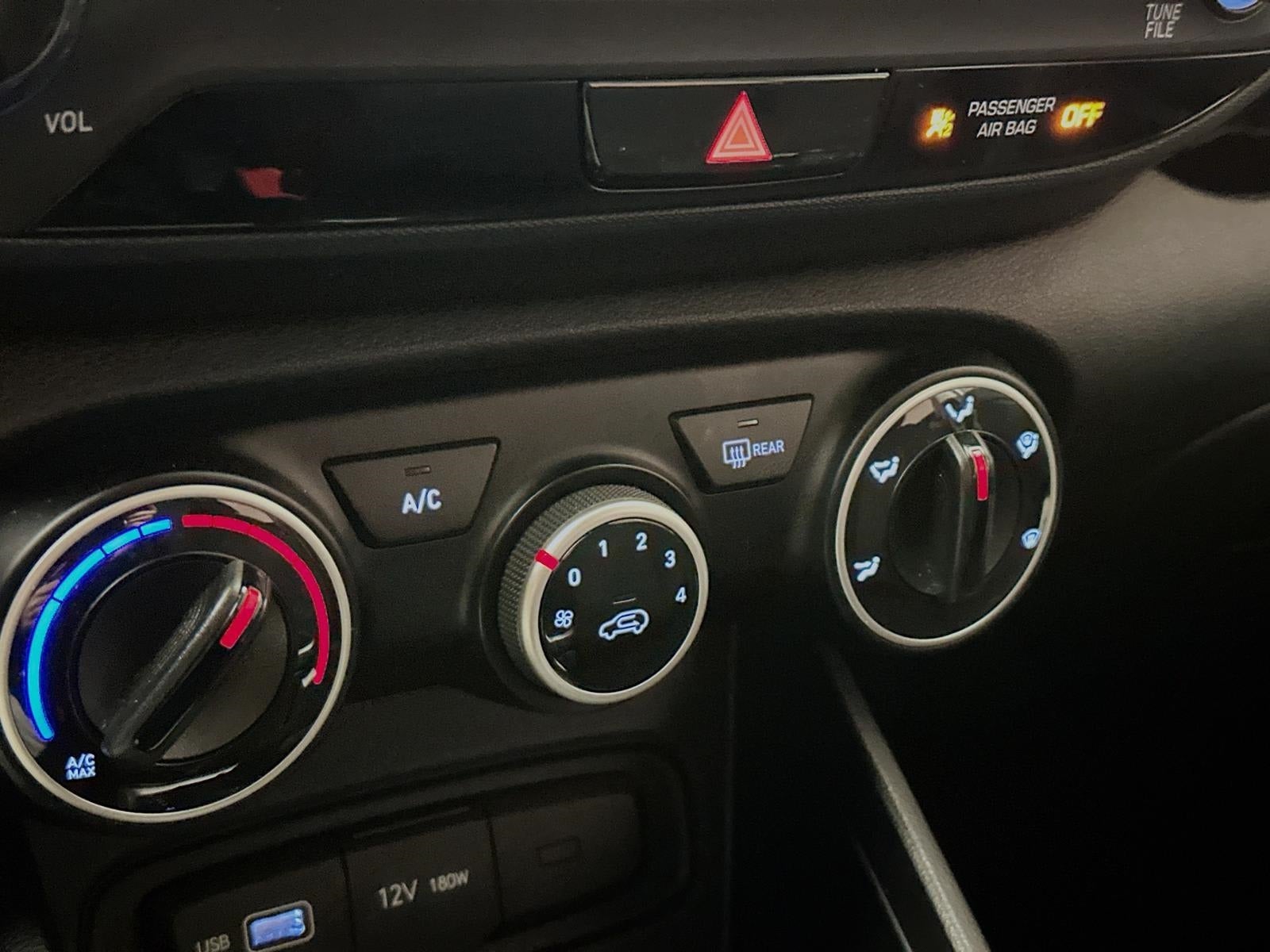 2022 Hyundai Venue SE IVT