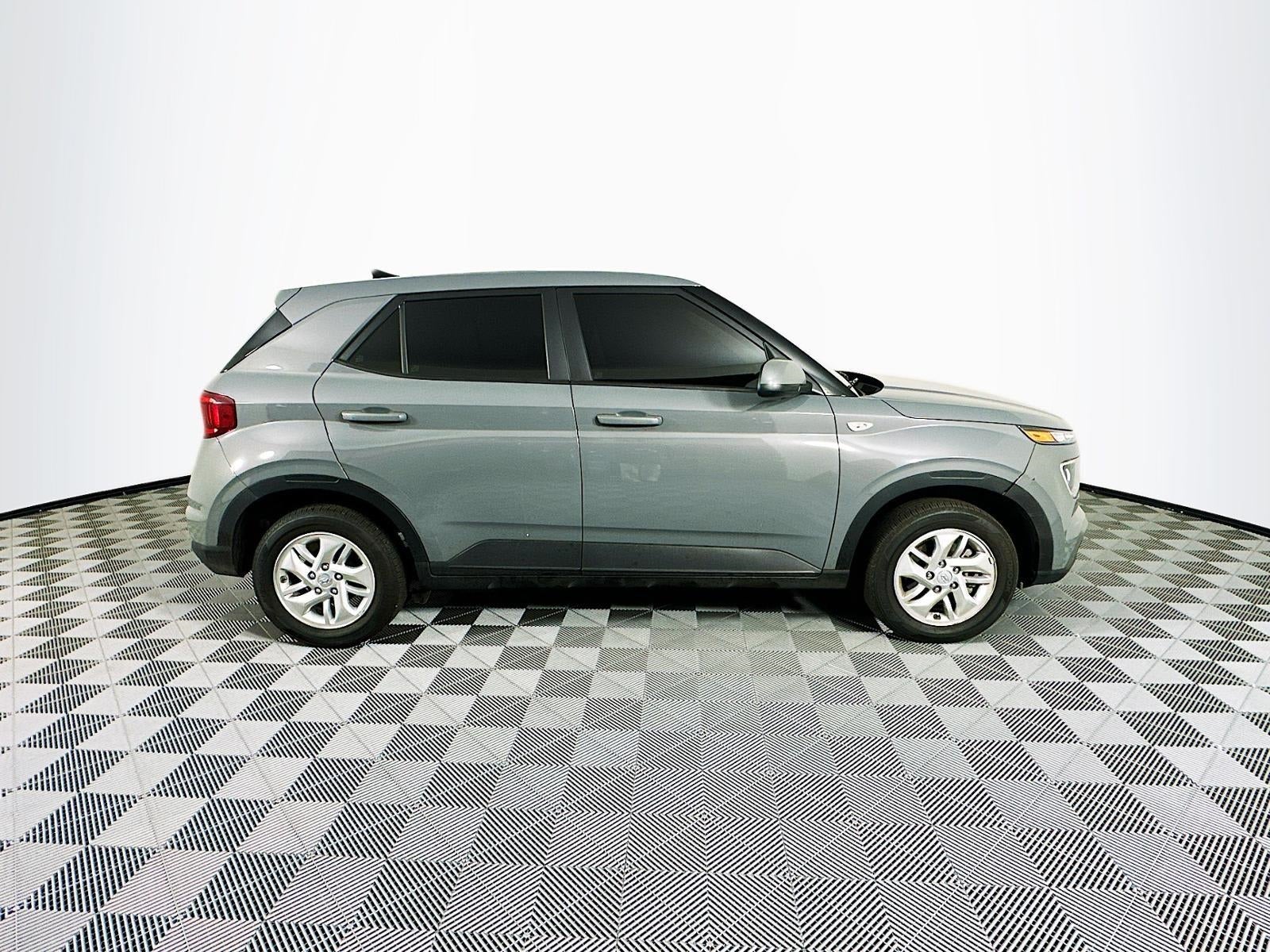 2022 Hyundai Venue SE IVT