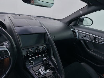 2020 Jaguar F-TYPE Coupe Auto R-Dynamic AWD