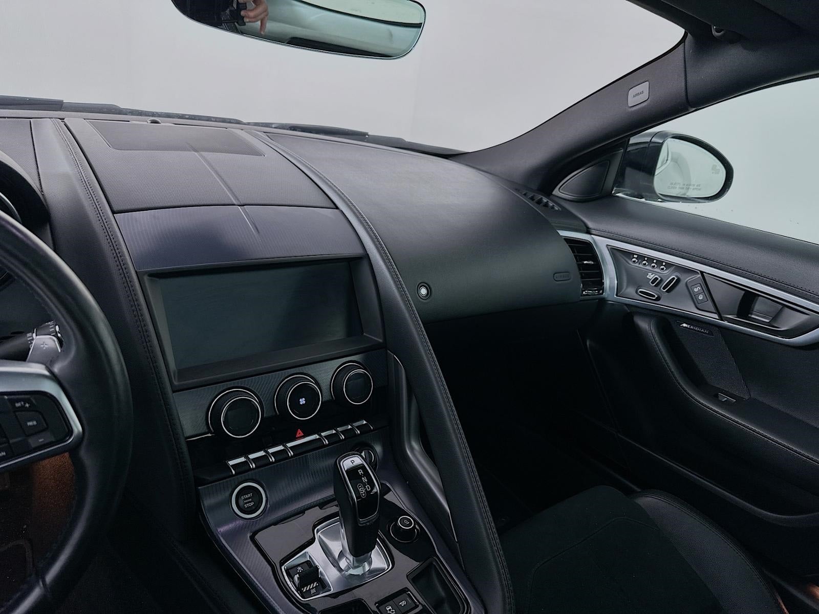 2020 Jaguar F-TYPE Coupe Auto R-Dynamic AWD