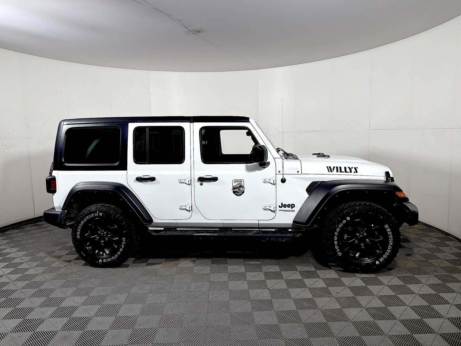 2022 Jeep Wrangler Unlimited Willys 4x4