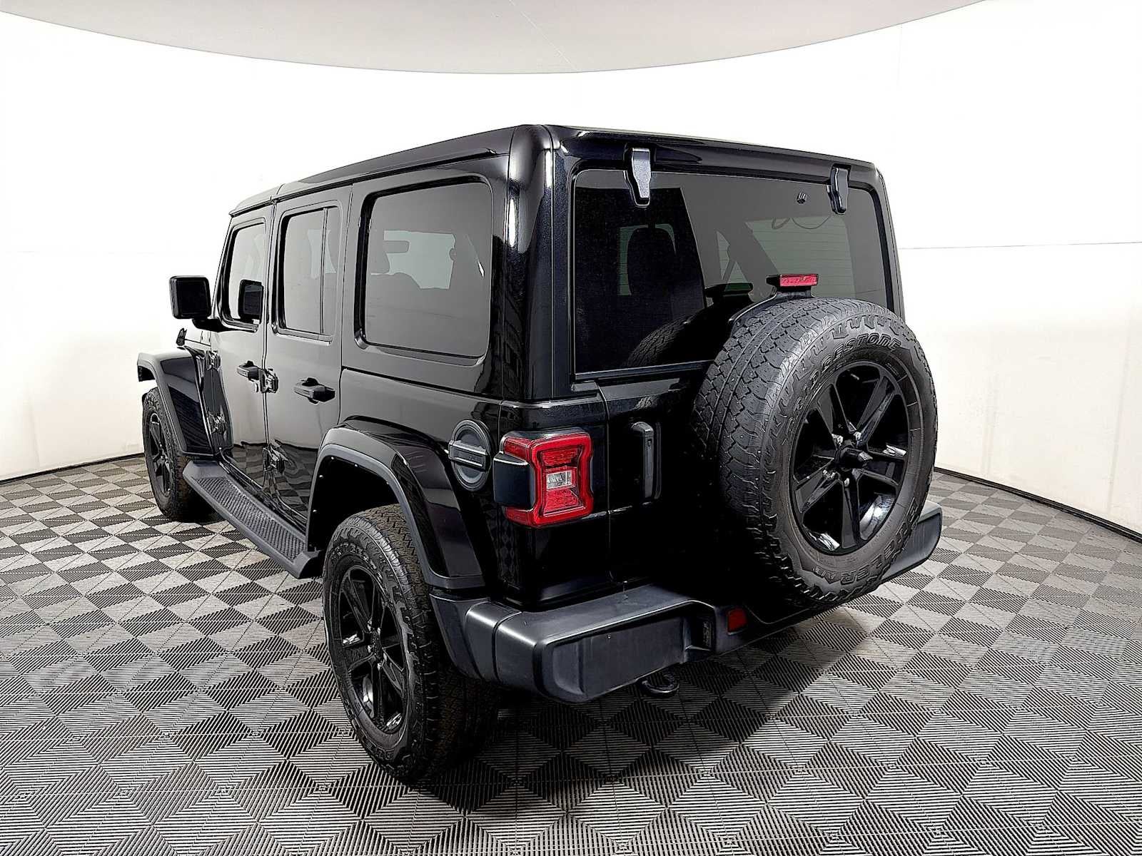 2022 Jeep Wrangler Unlimited Sahara Altitude 4x4