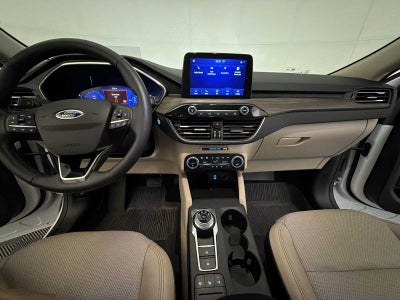 2020 Ford Escape Titanium Hybrid AWD