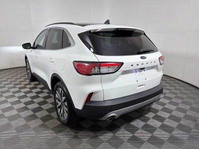 2020 Ford Escape Titanium Hybrid AWD