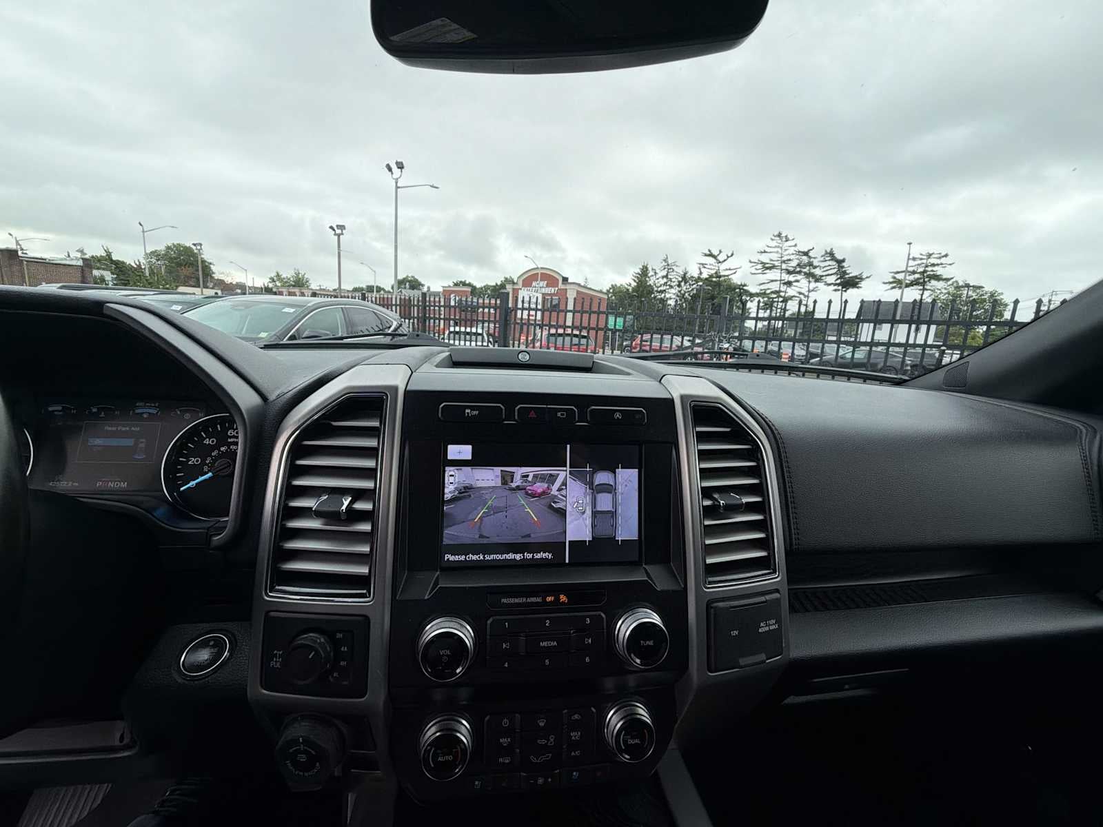2020 Ford F-150 Platinum 4WD SuperCrew 5.5 Box