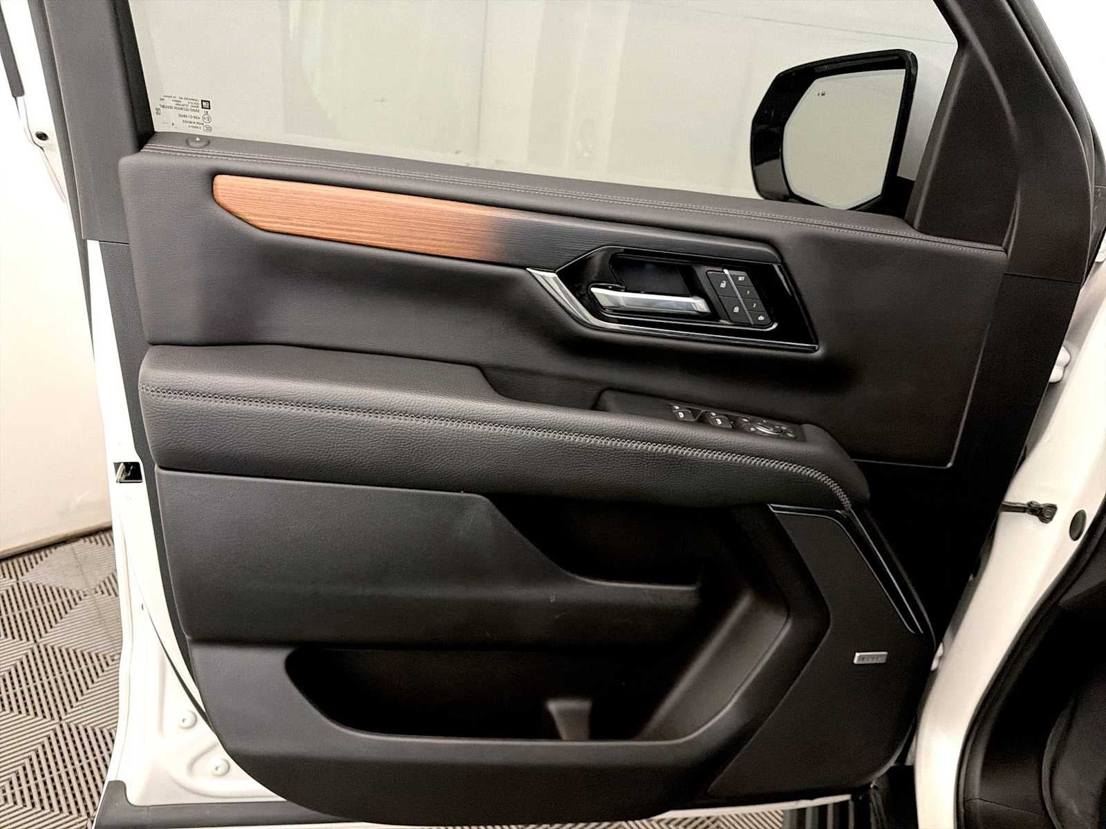 2025 GMC Yukon 4WD 4dr Denali