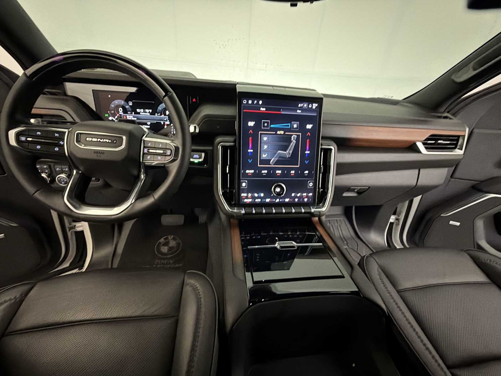 2025 GMC Yukon 4WD 4dr Denali